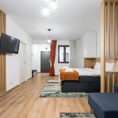 Soho - District بوخارست