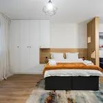 Soho - District Appartement Boekarest